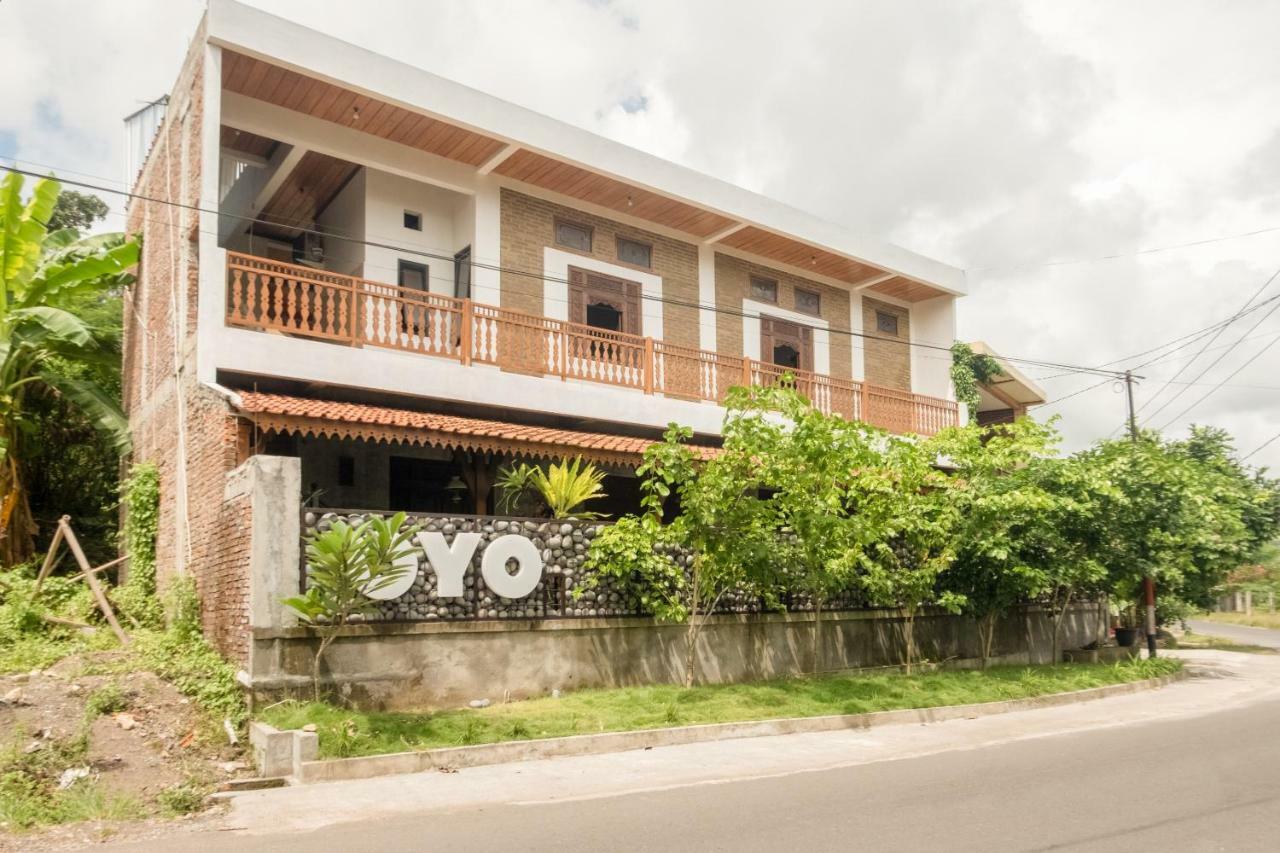 Hotel Batukaras Kalaras Ngoại thất bức ảnh